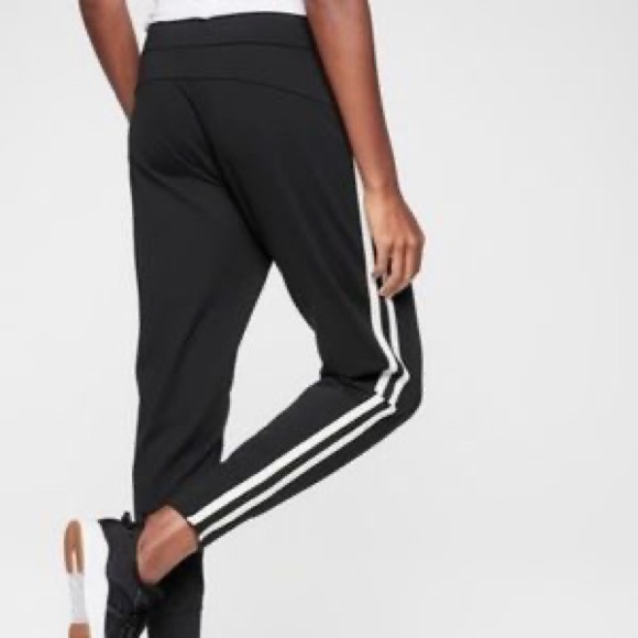 Metro track trim jogger Clearance